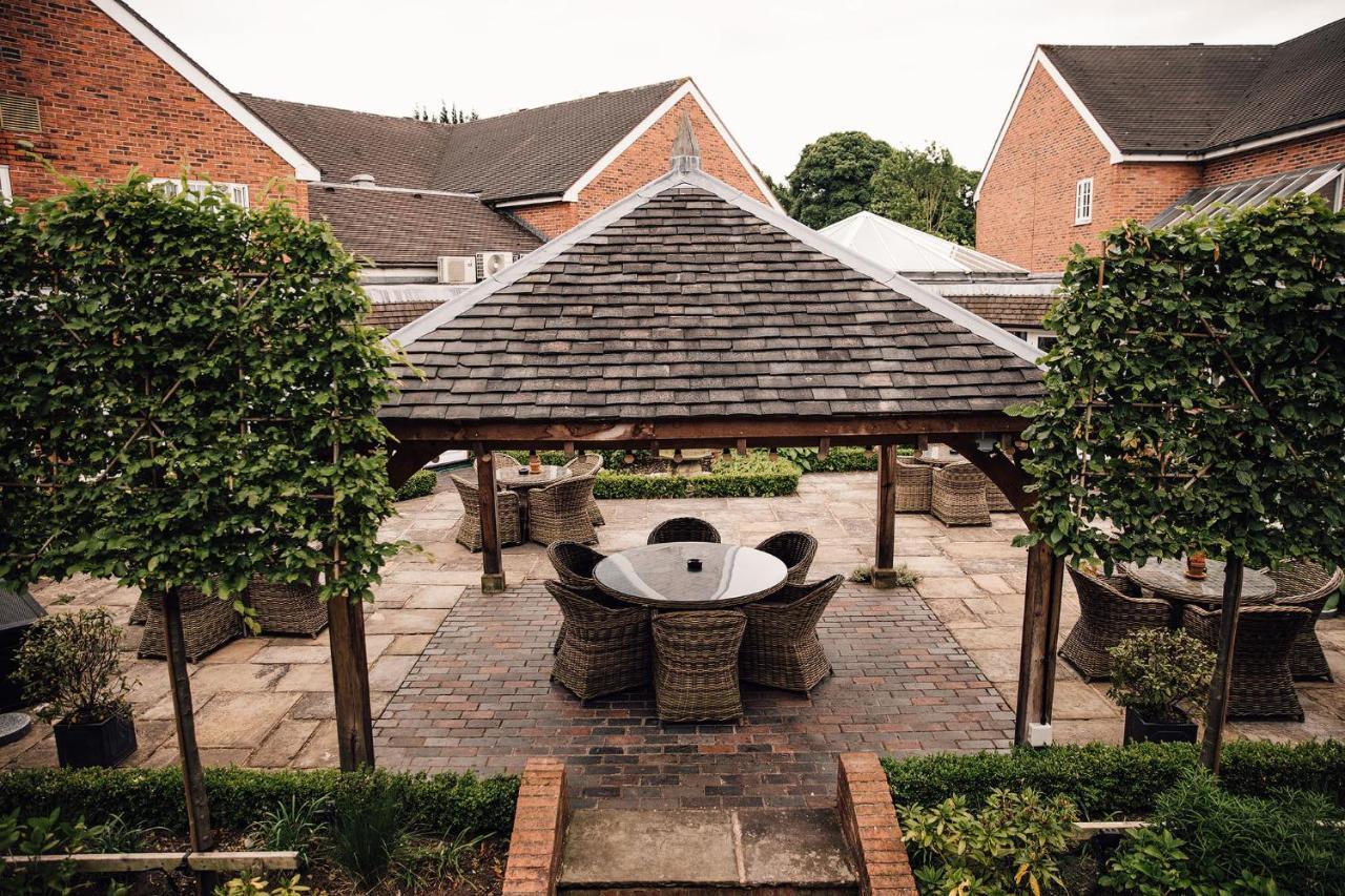 Manor House Hotel & Spa, Alsager Buitenkant foto