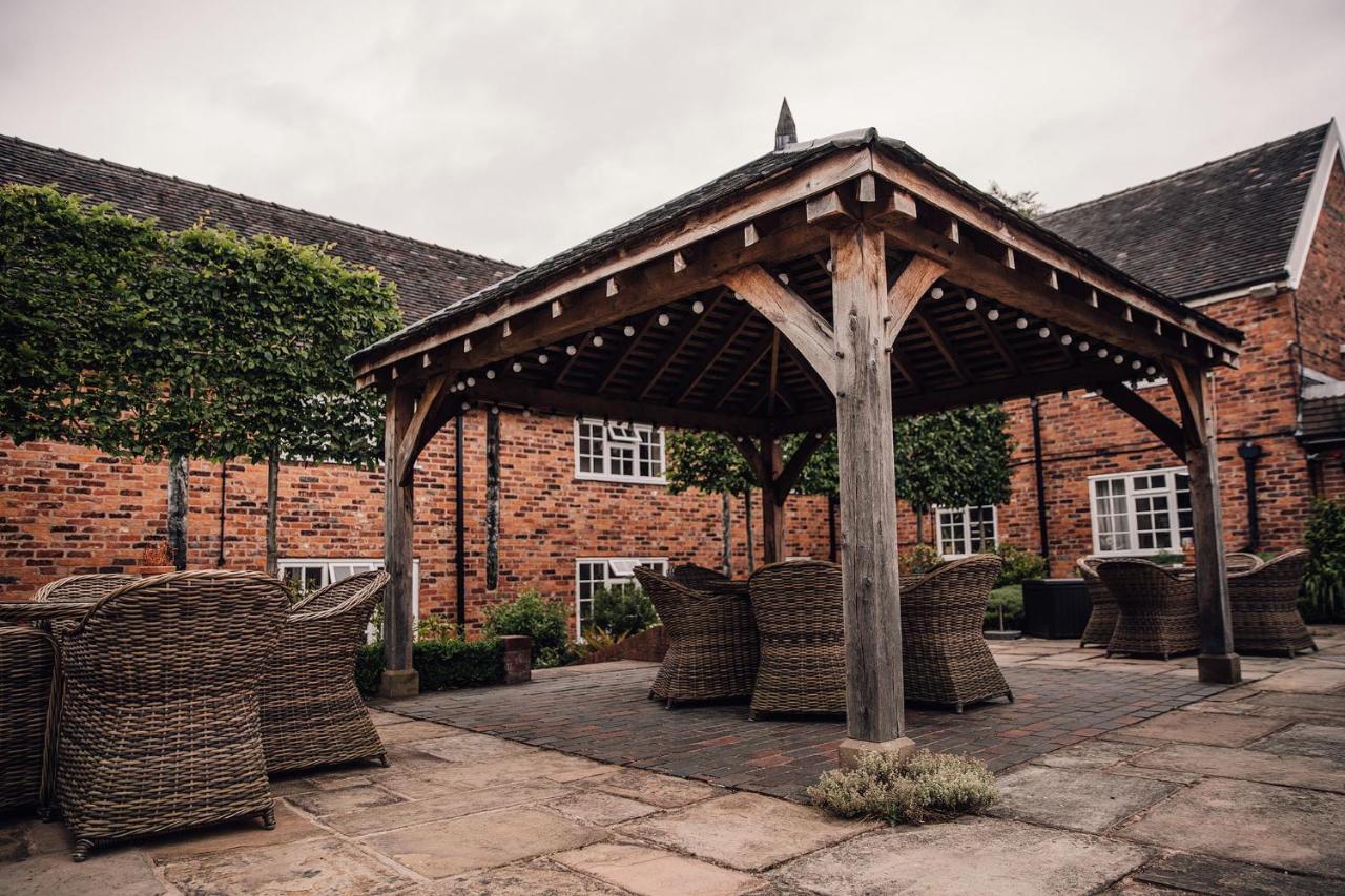 Manor House Hotel & Spa, Alsager Buitenkant foto