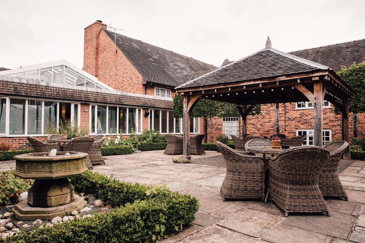 Manor House Hotel & Spa, Alsager Buitenkant foto